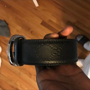 Black Gucci print belt